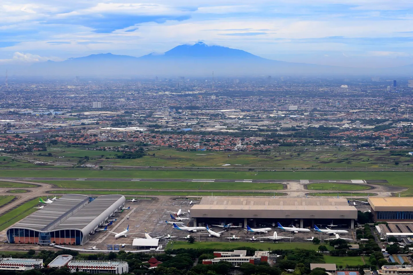 Bandara Soekarno-Hatta dari udara